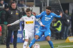 开云体育官网-斯图加特客场惨败，球队战绩堪忧需赶紧调整