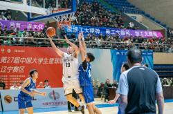 开云体育在线-篮球联赛冠军队夺冠赢得奖杯，荣耀加身激动之情