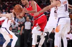 开云体育下载-山东队轻取山西队，麦科勒姆扛起全队