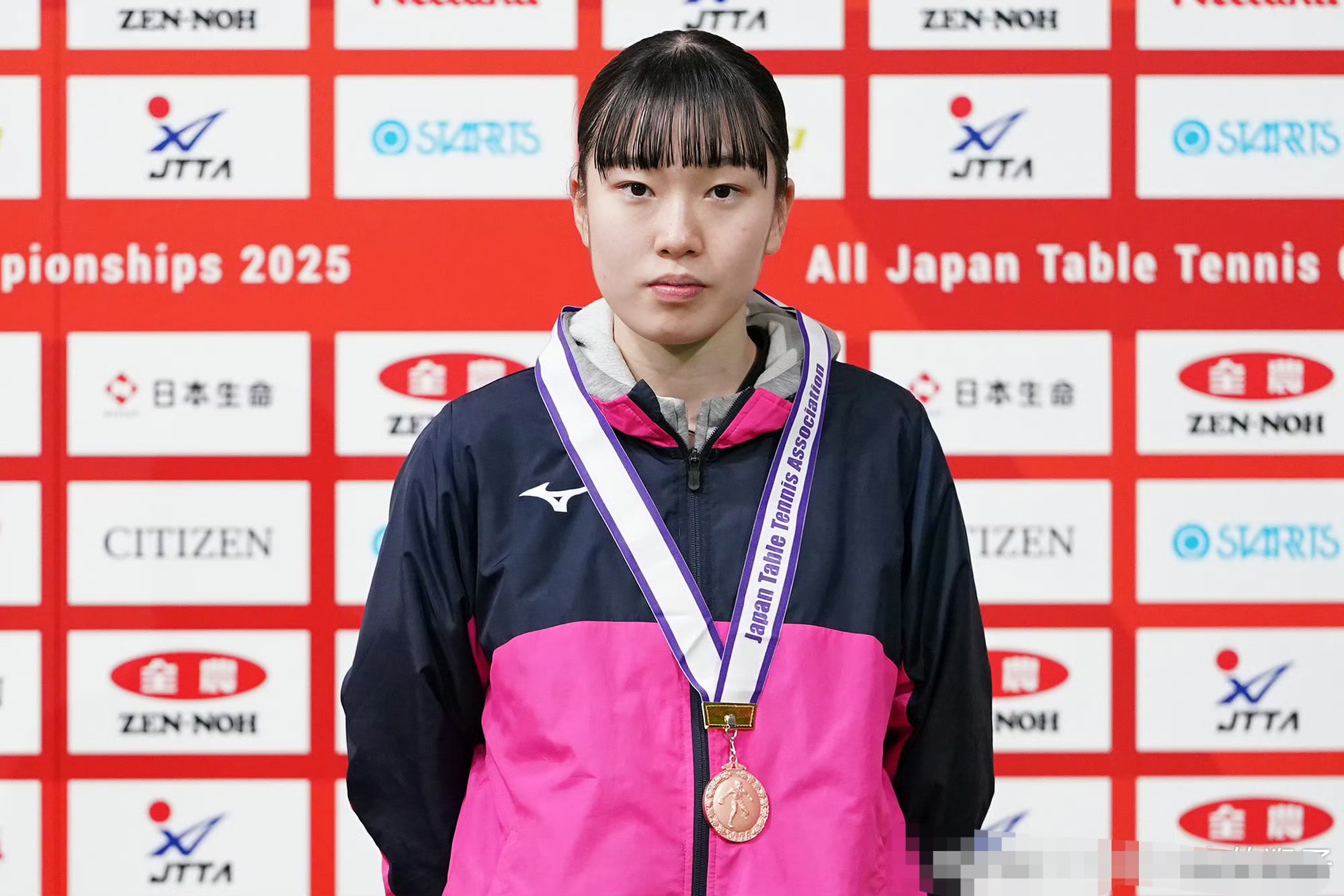 日本女足队员被评为最有价值球员